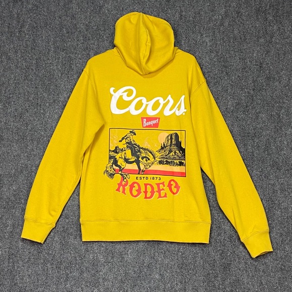 Coors Banquet Rodeo Hoodie Mens Medium Yellow Graphic Beer Pullover Sweatshirt - Picture 1 of 10